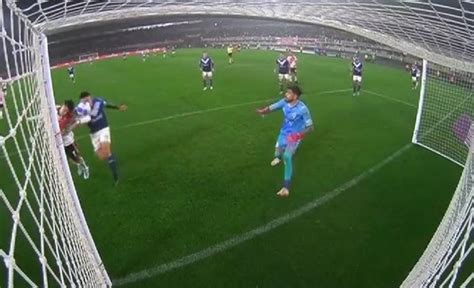 El Var Le Anuló Un Gol A Matías Suárez Por Mano La Polémica Jugada