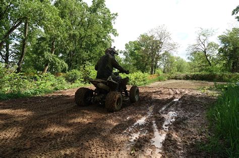 Comment V Rifier Le Niveau Dhuile Sur Un Quad Street Moto Piece