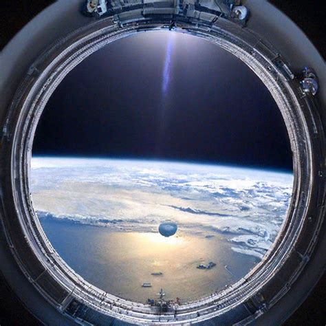 «Земля в иллюминаторе видна» — картинка создана в Шедевруме