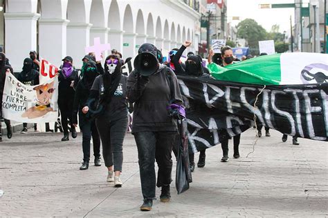 Colectivos Feministas Marcharon Este Viernes En Toluca Por El N