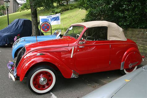 Description du véhicule Peugeot 202 Encyclopédie automobile