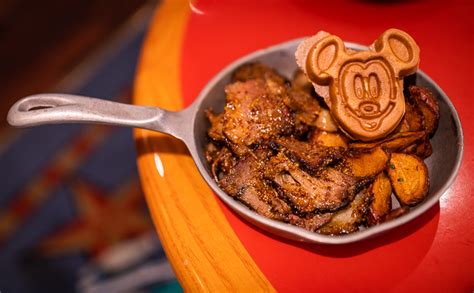 Review Whispering Canyon Cafe Bonkers Breakfast Disney Tourist Blog