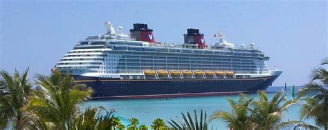 Top 10 Reasons For A Disney Family Cruise - Disney and Orlando Geeks