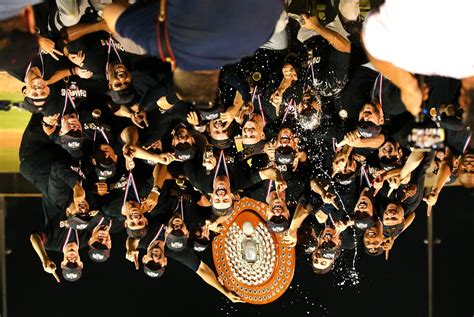 The Melbourne Aces team photo after winning the Australian Baseball League! : r/baseball