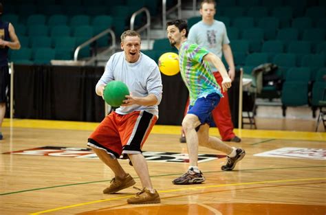 Qué Es El Dodgeball Y Cómo Se Juega Descubre Este Curioso Deporte Con