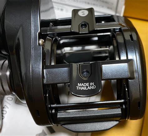 Daiwa Baitcasting Reel 21 TATULA TW 400 6 3 1 Right Fishing Reel IN BOX