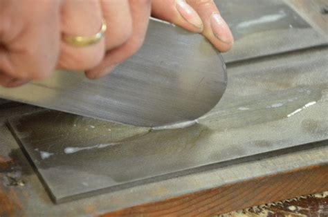 Shaping and sharpening round scrapers - Paul Sellers' Blog