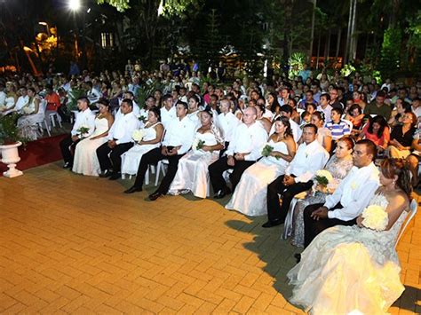 G1 Casamento coletivo leva 30 casais ao altar na Unifor notícias em