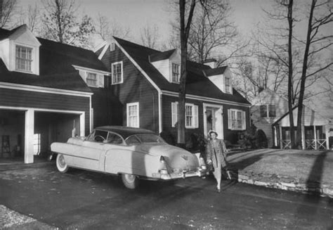 Suburban Life In 50s Suburban Street Scenes Nostalgic Photography