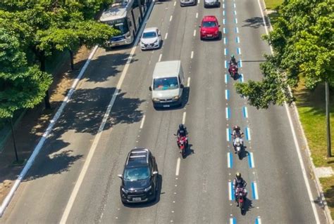 Rio Planeja Criar Corredores Específicos De Motos Para Reduzir