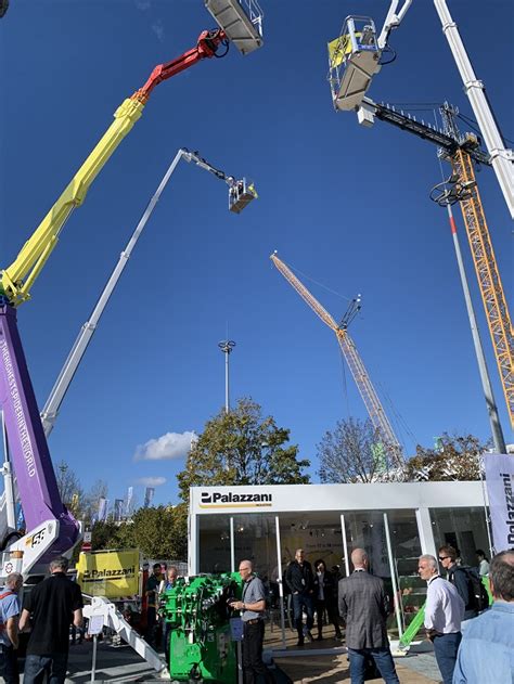 Svelato Al Bauma Il Ragno Pi Alto Del Mondo Bestmotori It