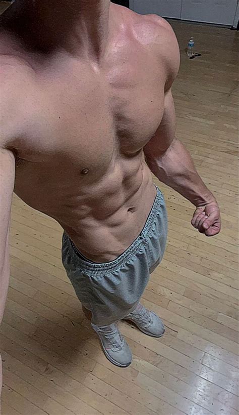 Buff Guys Shredded Body Men Abs Cool Boy Image Muscle Boy Body Reference Poses Hot Men