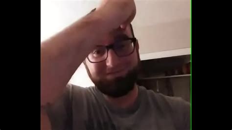 Il Marito Si Rammarica Di Condividere Sua Moglie Xvideos