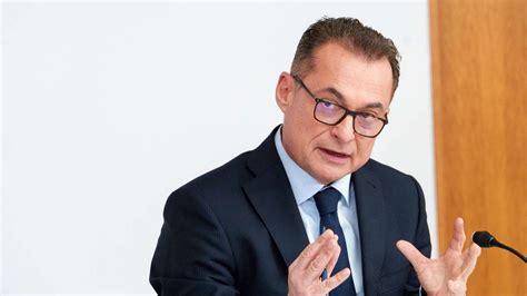 Bundesbank Bei Zinssenkungen Nichts Berst Rzen