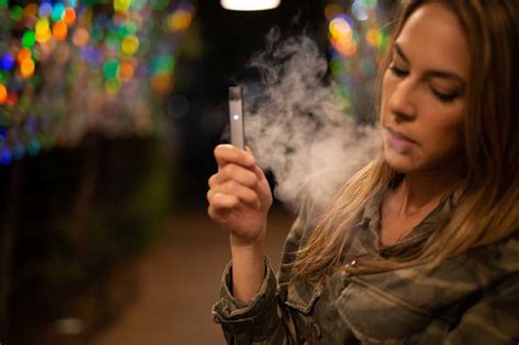 E Cigs And Cancer E Cigarette Users Show Cancer Linked Genetic Changes