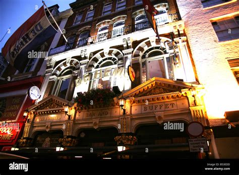 De Hems Pub In London S Chinatown Stock Photo Alamy