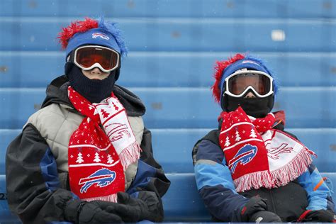 Bills fans respond to snowy weather by going shirtless