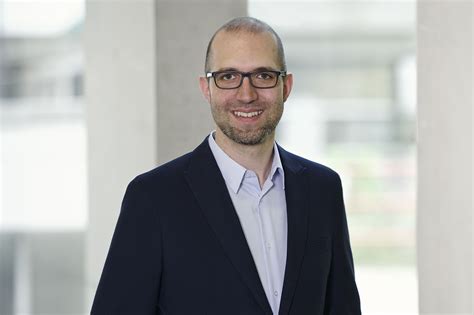 Erc Consolidator Grant Für Thomas Böttcher