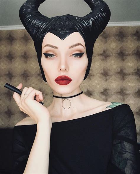 poisonnightmares | Maleficent halloween, Disney villain costumes, Halloween costumes makeup