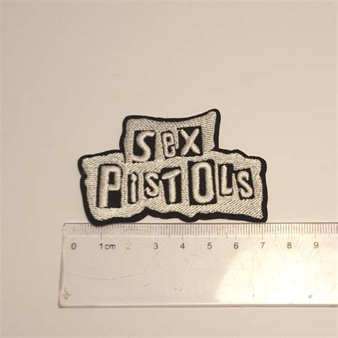 Se produkter som liknar Sex Pistols punk patch på Tradera 683936429