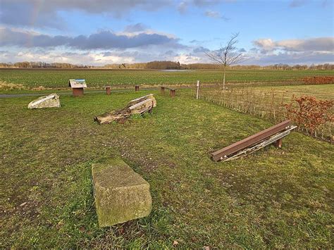 Archeologisch Beleefpunt Rolde Het Hunebed Nieuwscaf