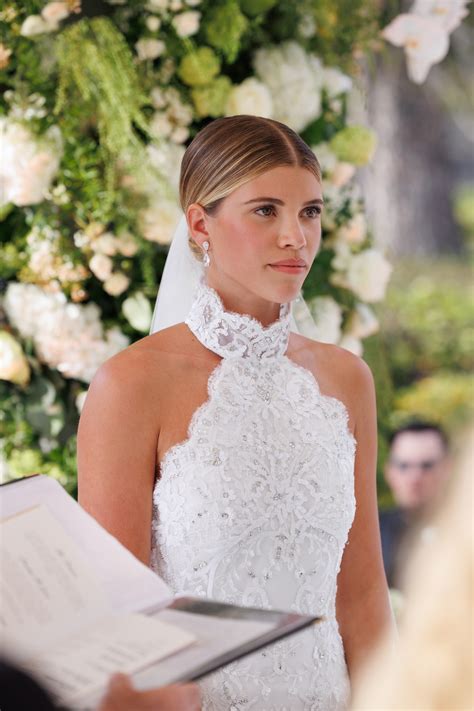 All the Details Behind Sofia Richie’s Simple and Timeless Bridal Beauty ...