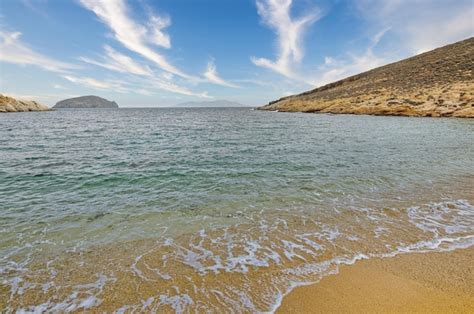 Playa De Agios Sostis Serifos Grecia Foto Premium