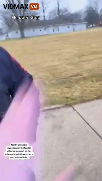 This Guy Is Resisting Arrest While Having Sex