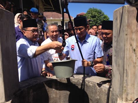 Sandiaga Uno Dinilai Politisasi Ziarah Makam KH Ahmad Dahlan Okezone