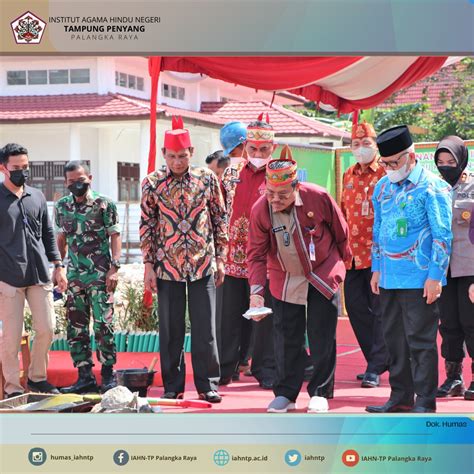 Upacara Peletakan Batu Pertama Pembangunan Auditorium Hindu Kaharingan