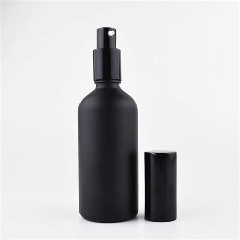 Wholesale Empty Perfume Matte Black 50ml Frosted Black Glass Spray Pump