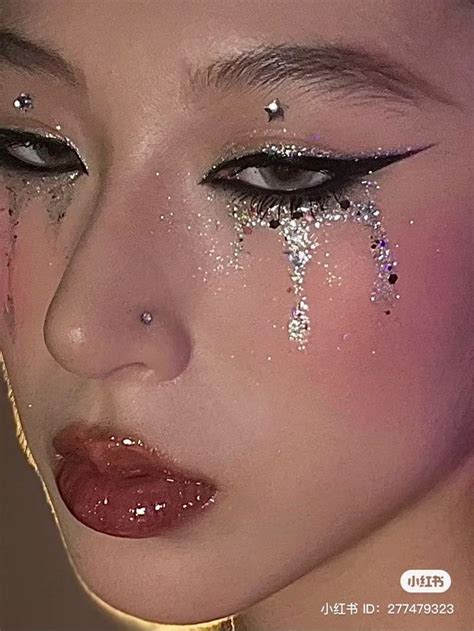 Pin Di Aiman Su MU Idee Per Il Trucco Trucco Multicolore Trucco Da