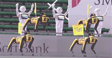 WATCH: Dancing Robots From Boston Dynamics Replace Fans At Japanese ...