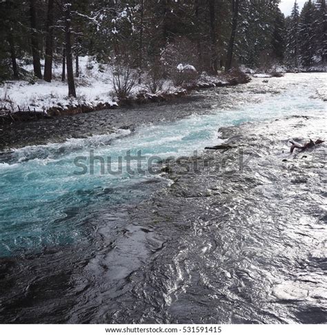 Wizard Falls Channel On Metolius River Stock Photo 531591415 Shutterstock