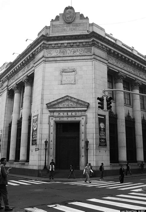 Edificio Del Banco Central De Reserva En Lima Per