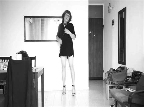 Crossdresser Show On High Heels Gay Amateur Porn Feat Voyager3339 By FapHouse XHamster