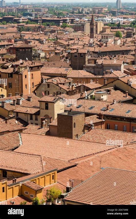 Una Vista A Rea De Los Edificios Antiguos De La Ciudad Y Los Tejados De