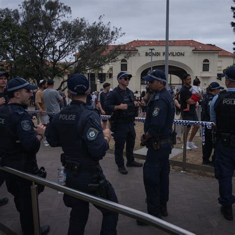 After Bondi Beach Shooting, Australia Debates New Laws to Restrict