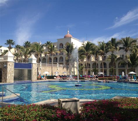 RIU Palace Los Cabos Stayed here for summer vacation ....Beautiful ...