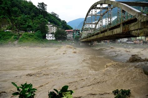 Sikkim Cloudburst Teesta Water Levels Recede But Alert Still On