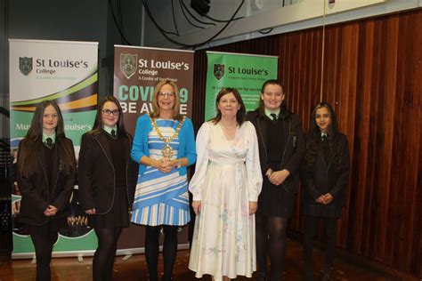 St Louises Year 9 Pupils Receive Achievement Awards From Lord Mayor