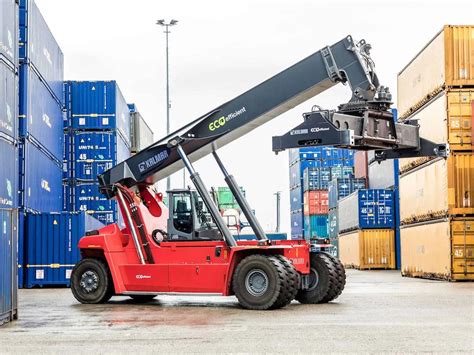 Efficient Container Handling Equipment for Ports