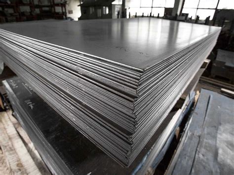 Square And Rectangular Ss Stainless Steel 202 Sheet Size 05 To 100mm