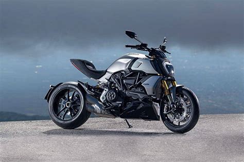 Ducati Diavel 1260 Motorcycle Videos Zigwheels Philippines