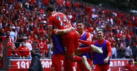 Toluca Golea Y Se Consolida Como L Der Del Apertura