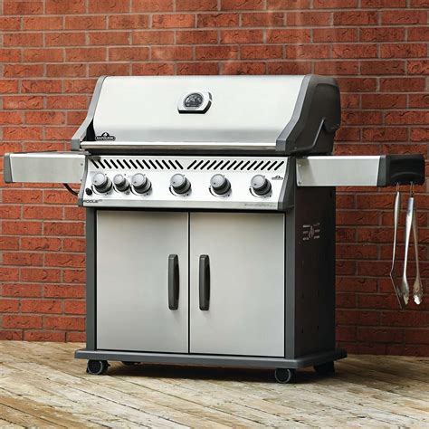 Napoleon Rogue XT 625 SIB Propane Gas Grill With Infrared Side Burner