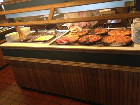 View 6 Pizza Hut With A Buffet - quoteqviewer