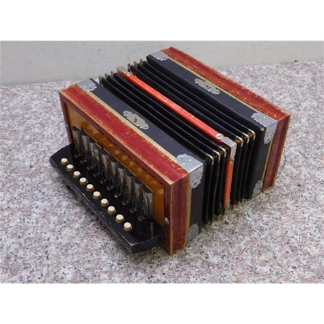 Vintage Squeeze Box Instrument Accordion 10 Button