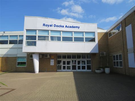 Royal Docks Academy venue for hire in Newham - SchoolHire