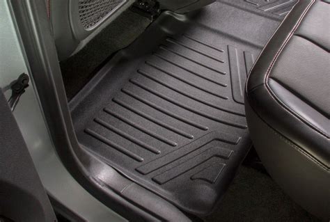 新品で購入 Smartliner All Weather Custom Fit 1st Row Floor Mat Liner Set Compatible With 2022 2023